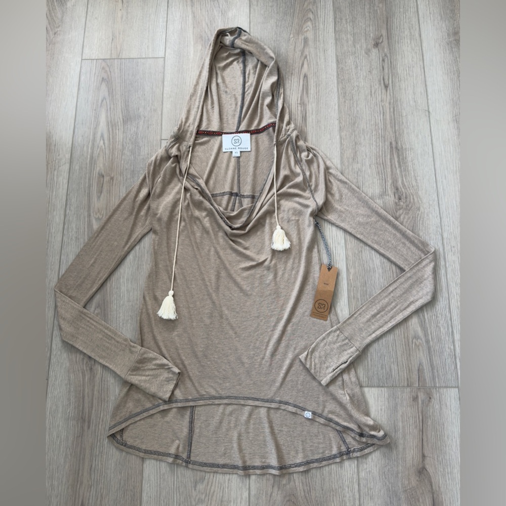 SLOANE ROUGE Women's Tan Hooded Top 🍂
*NEW WITH TAGS 🏷️